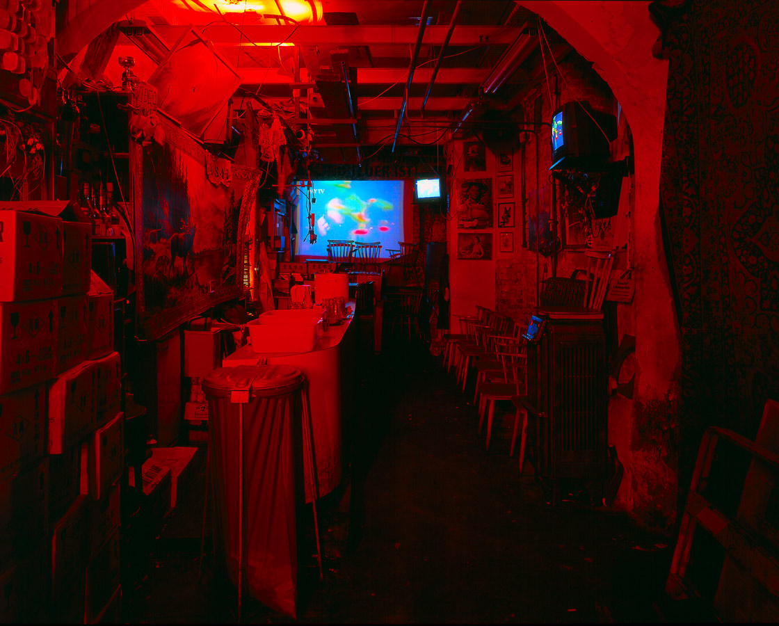 Temporary Spaces - Sniper Innen, 1997