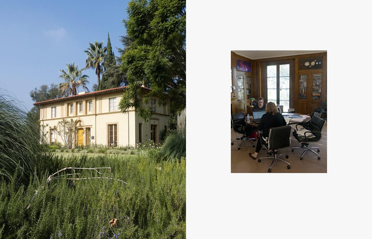 Voyager – The Grand Tour - The Planetary Society, a private association with the aim of populising space exploration, is just a few miles from the JPL. As well as issuing fellowships for scientific research, the society carries out lobby work.