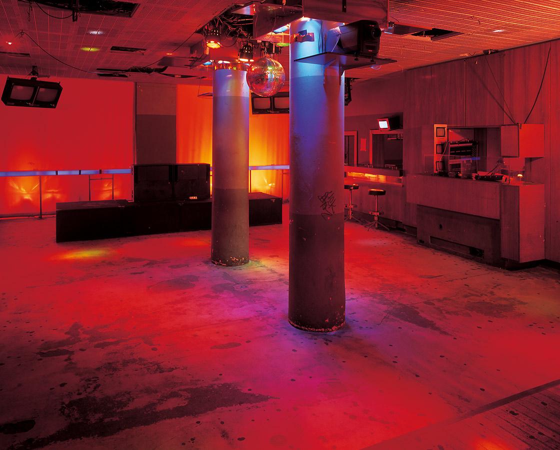 Temporary Spaces - wmf 4 Innen, 2000